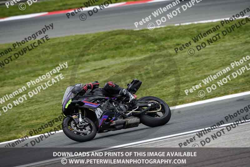 cadwell no limits trackday;cadwell park;cadwell park photographs;cadwell trackday photographs;enduro digital images;event digital images;eventdigitalimages;navarra;no limits trackdays;peter wileman photography;racing digital images;trackday digital images;trackday photos